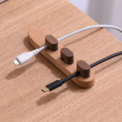 Organizador Magnético de Cables de Escritorio en Madera